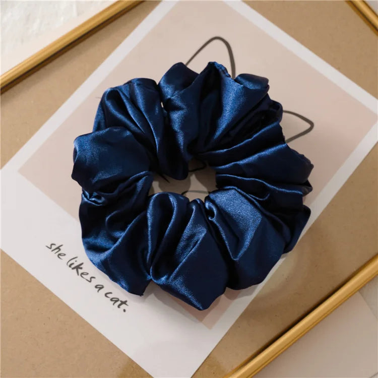 Chouchou-Scrunchie Satin Extra Large - Élastique à Cheveux Coloré Tendance 2024 - Accessoire Cheveux Femme (13cm) - ModeTrendd