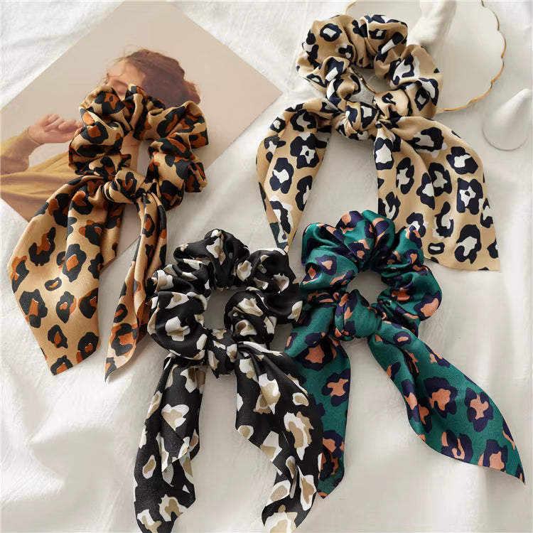 Leopard satin scrunchie 20cm - Trendy bunny ears for women
