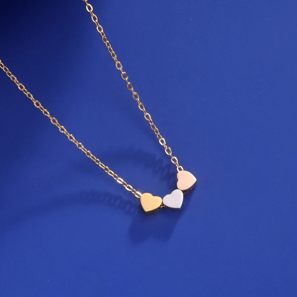 Collier Cœur en Acier Inoxydable pour Femme - Or Rose & Doré - Choker Tendance pour Quotidien et Soirée - Cadeau Romantique - ModeTrendd